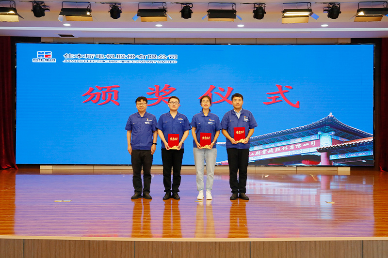 FE5A992029F5F43E715272ABD40_ECBC02A0_397C2.jpg?e= FE5A992029F5F43E715272ABD40_ECBC02A0_397C2.jpg?e=